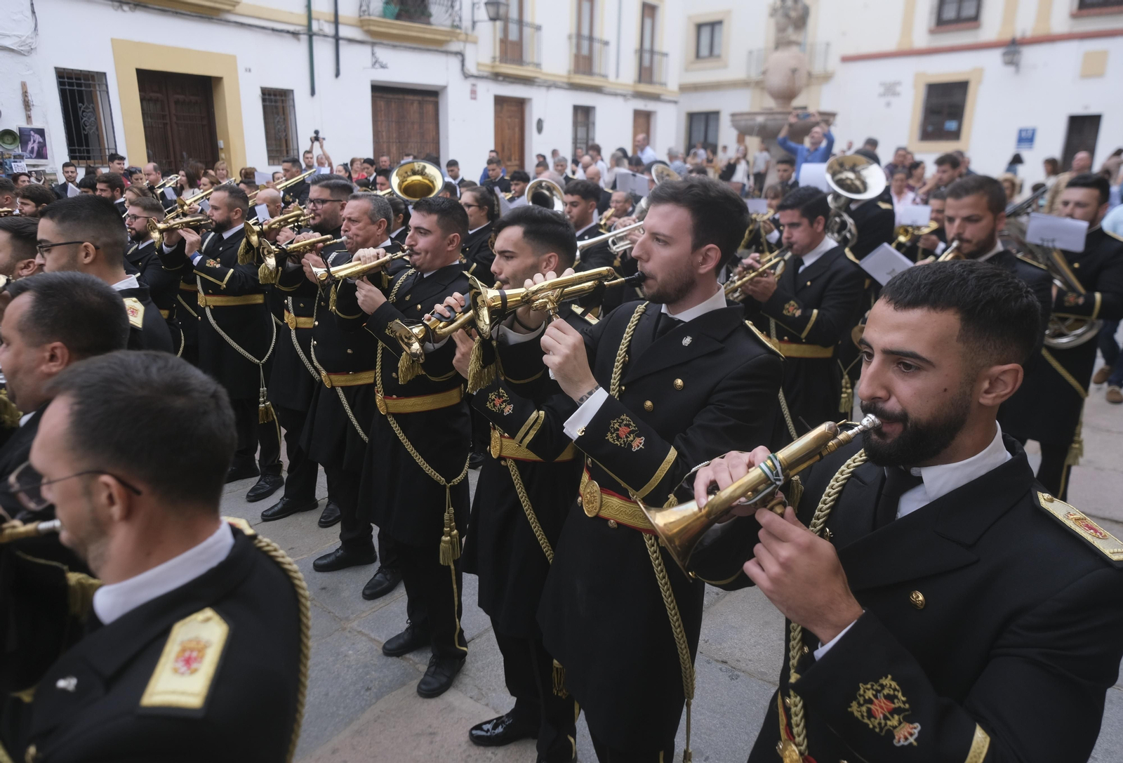 Las bandas de música de Córdoba tocan por San Rafael, en fotografías