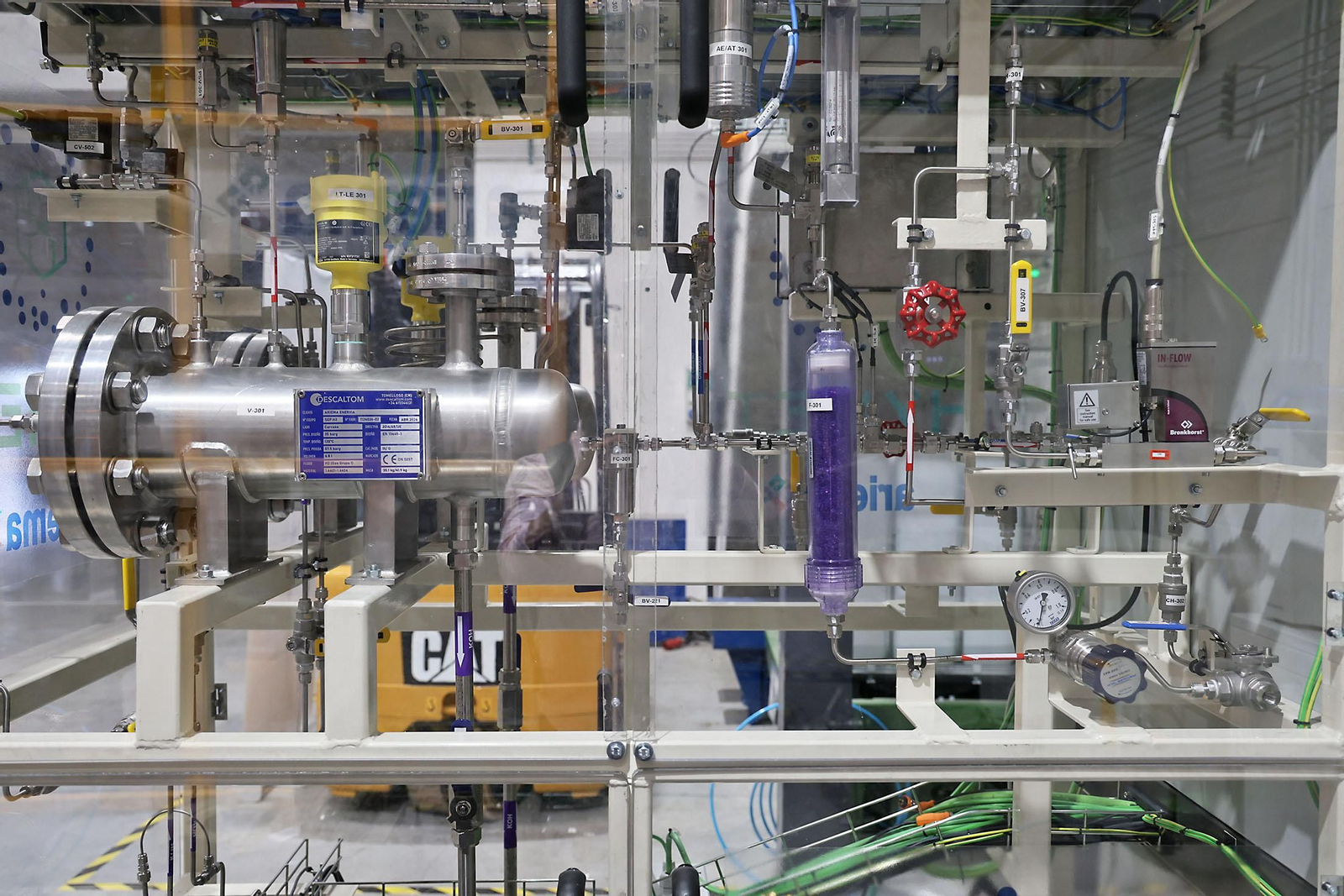 Imágenes de la visita de María Jesús Montero a la empresa Ariema Enerxía