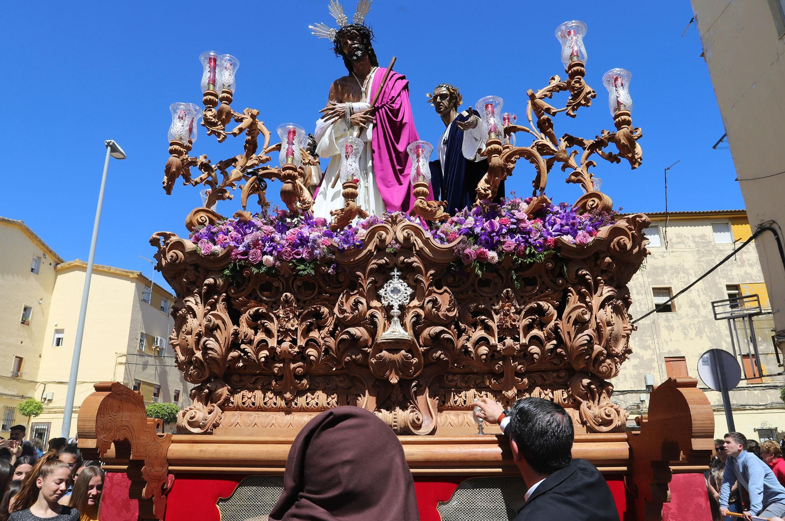 Imágenes de la procesión de La Salud en Huelva