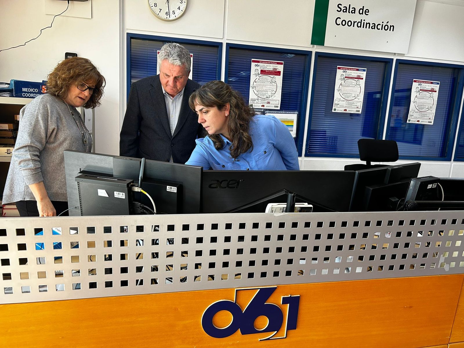 El delegado visita las instalaciones del 061.