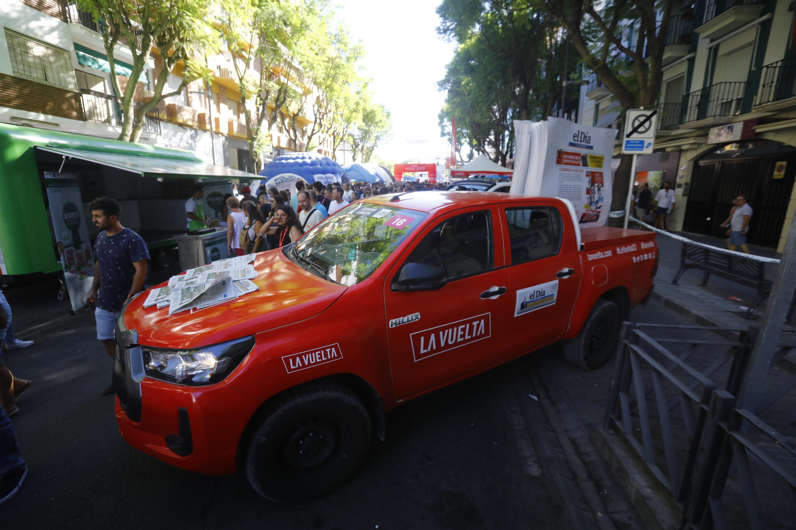 El ambiente en Montilla tras la llegada de La Vuelta, en imágenes