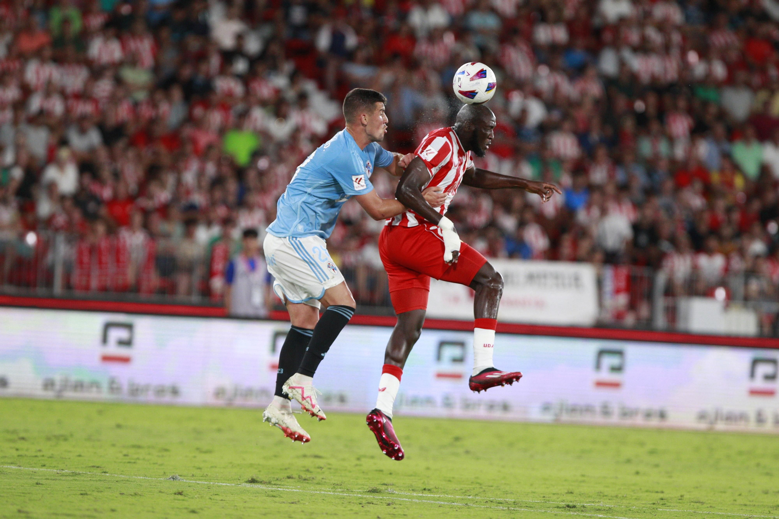 Imágenes del partido U.D. Almería-Real Club Celta de Vigo