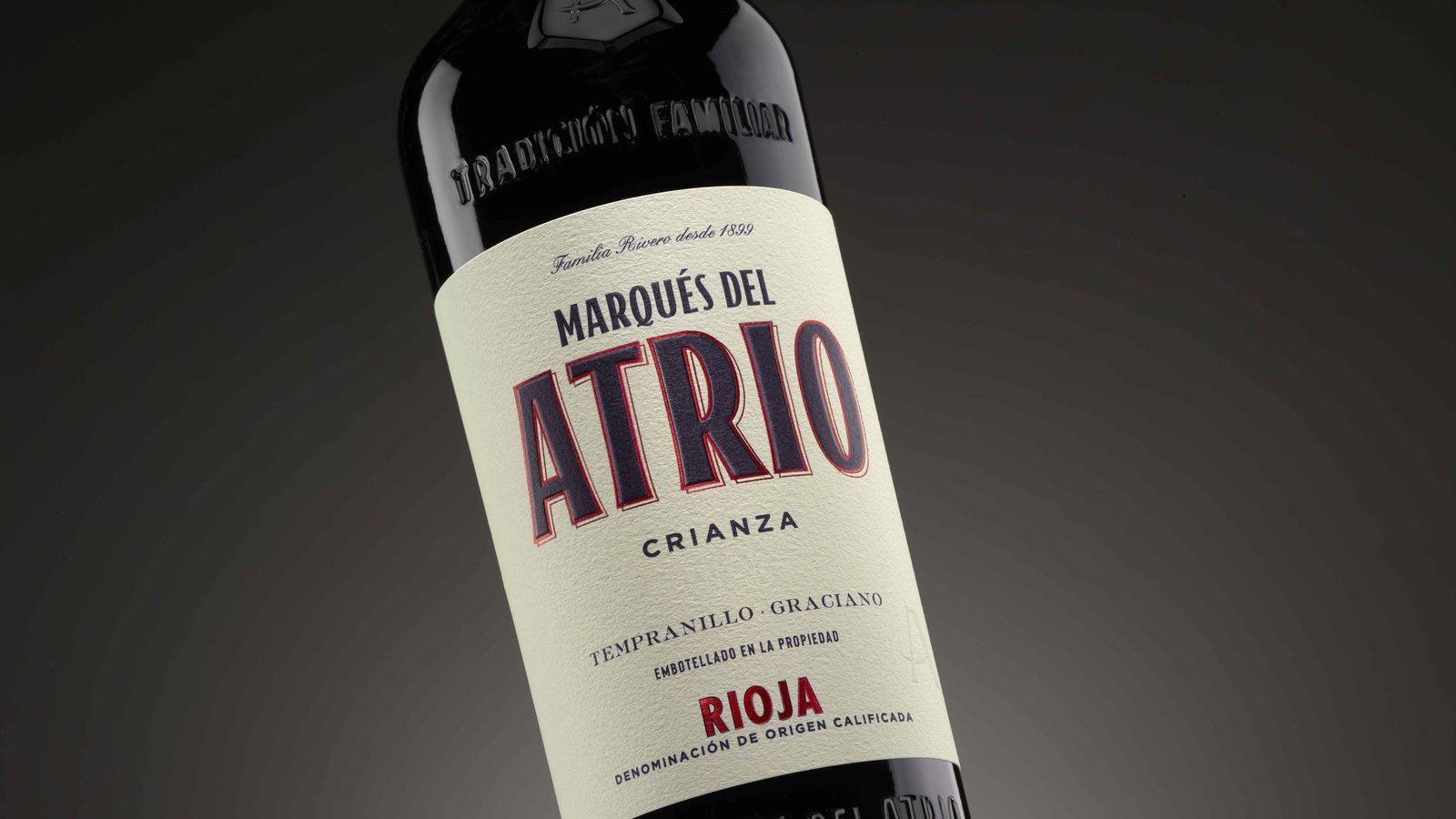 Marqués del Atrio apuesta por encaramarse a la pujante ola de la restauración sevillana.