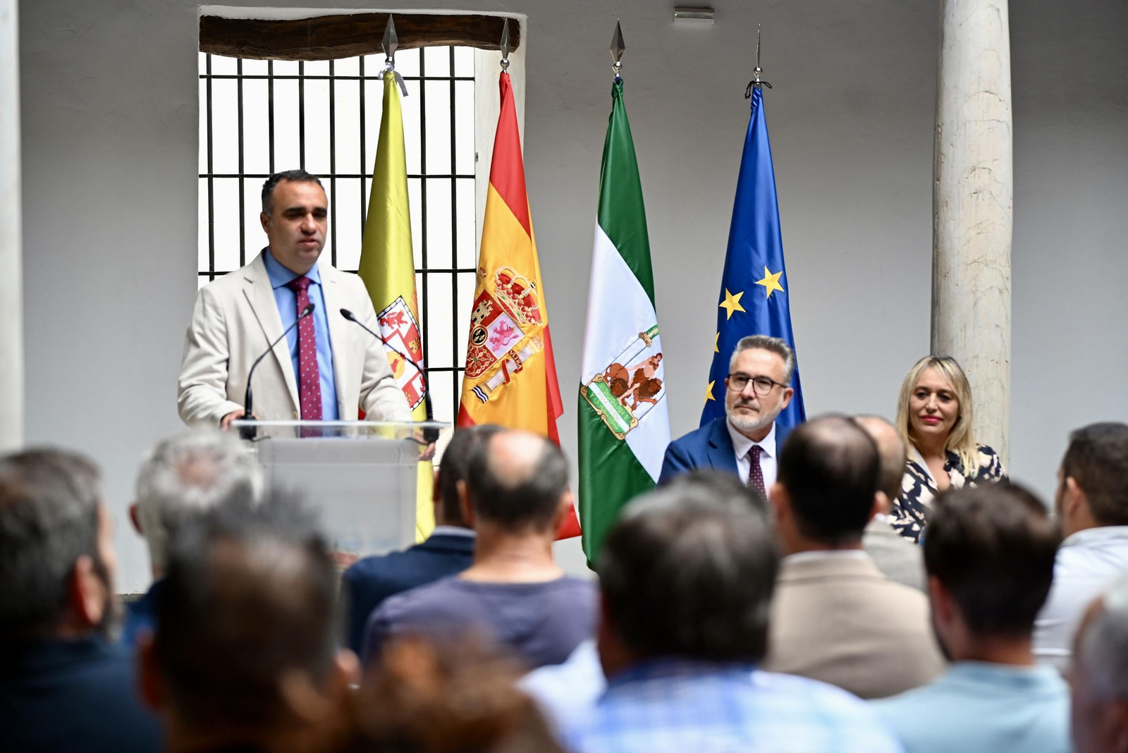 Intervención de Francis Rodríguez durante la reunión.