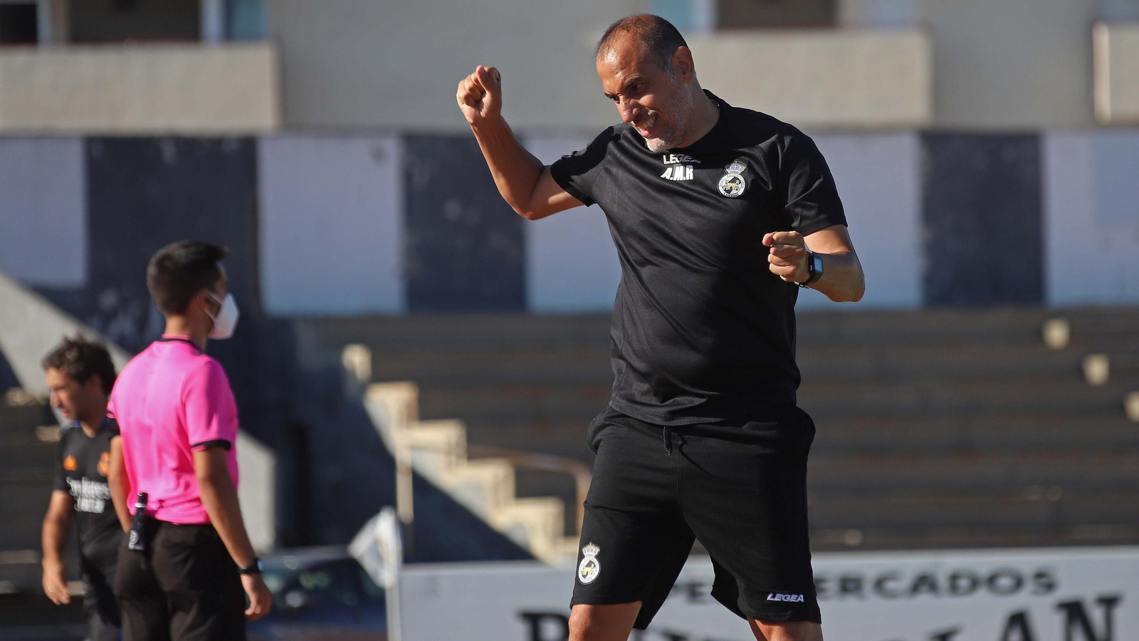 Las mejores fotos del Balona - Real Madrid Castilla en La Línea