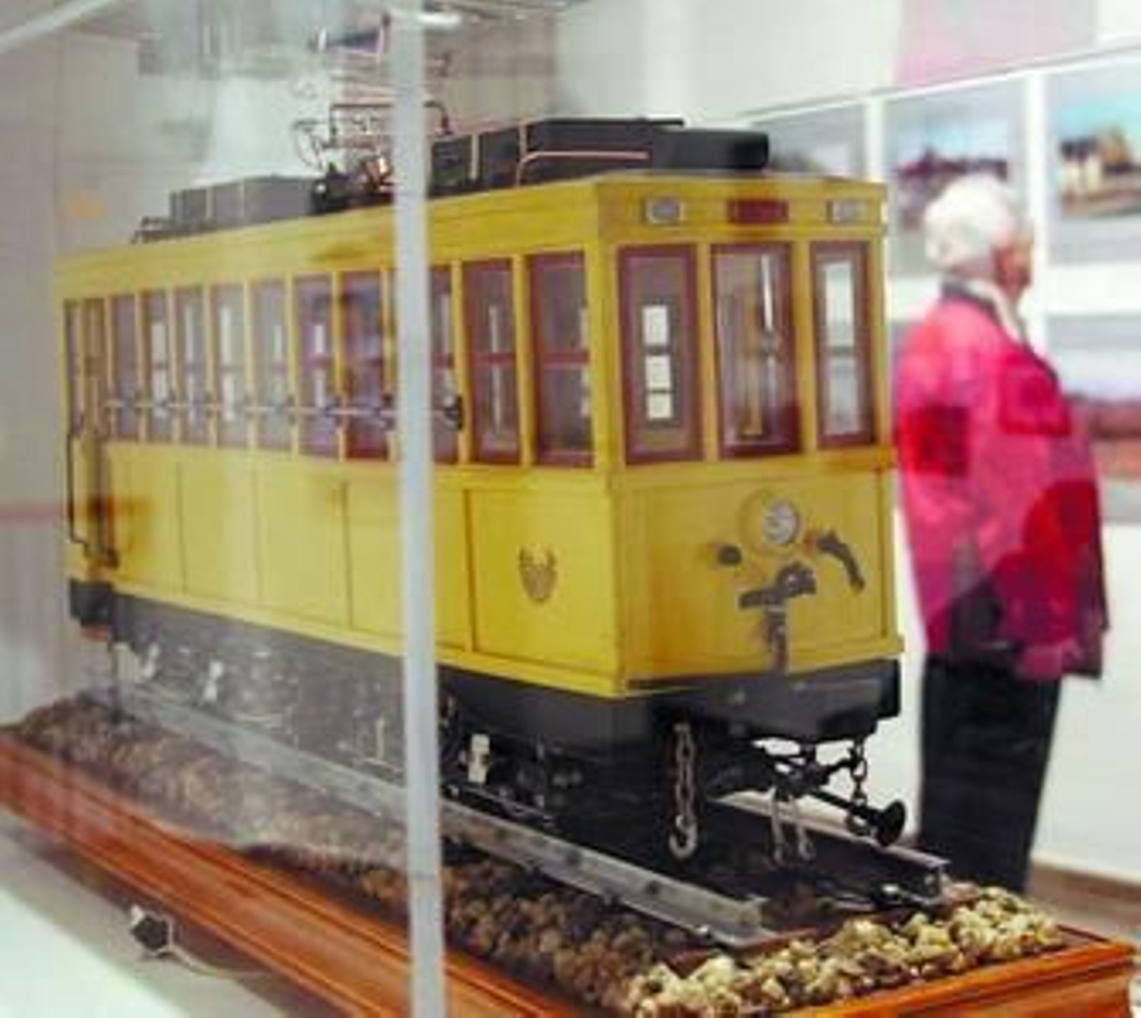 Uno de los tranvías que se pueden observar en la muestra.