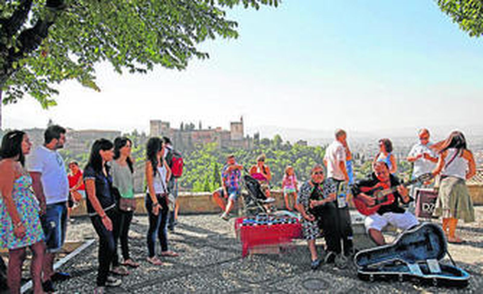 Un paseo por el misterio del Albaicín