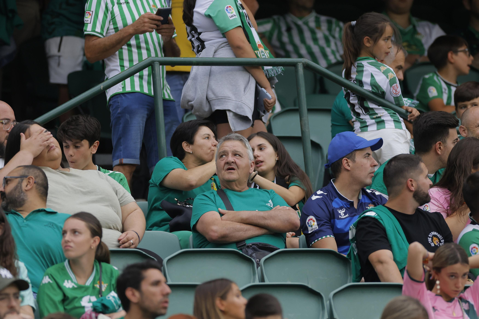 Búscate en las fotos de la despedida de Joaquín