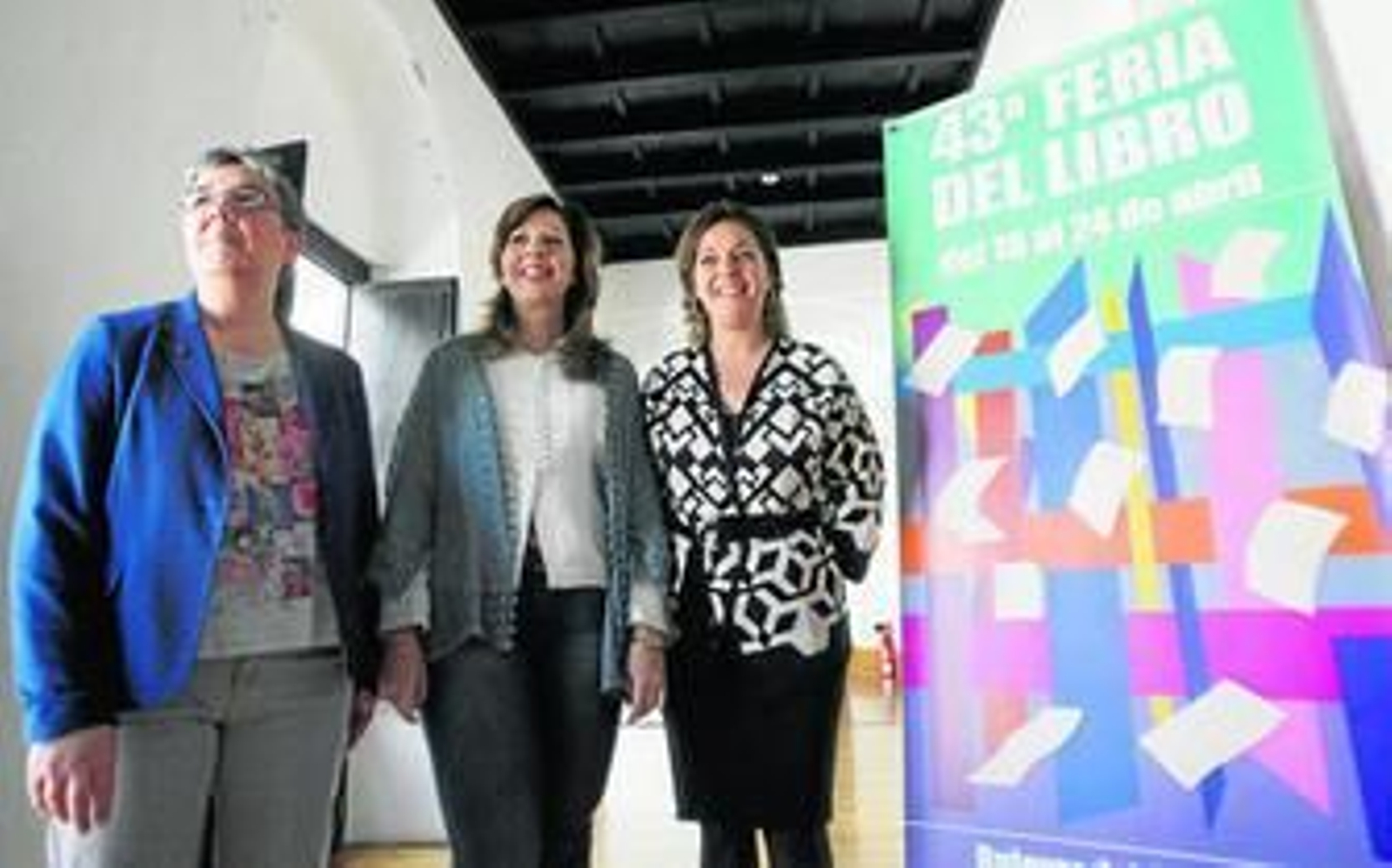 Hermenegilda Moreno, María del Mar Téllez e Isabel Ambrosio, ayer, en el Palacio de Orive.