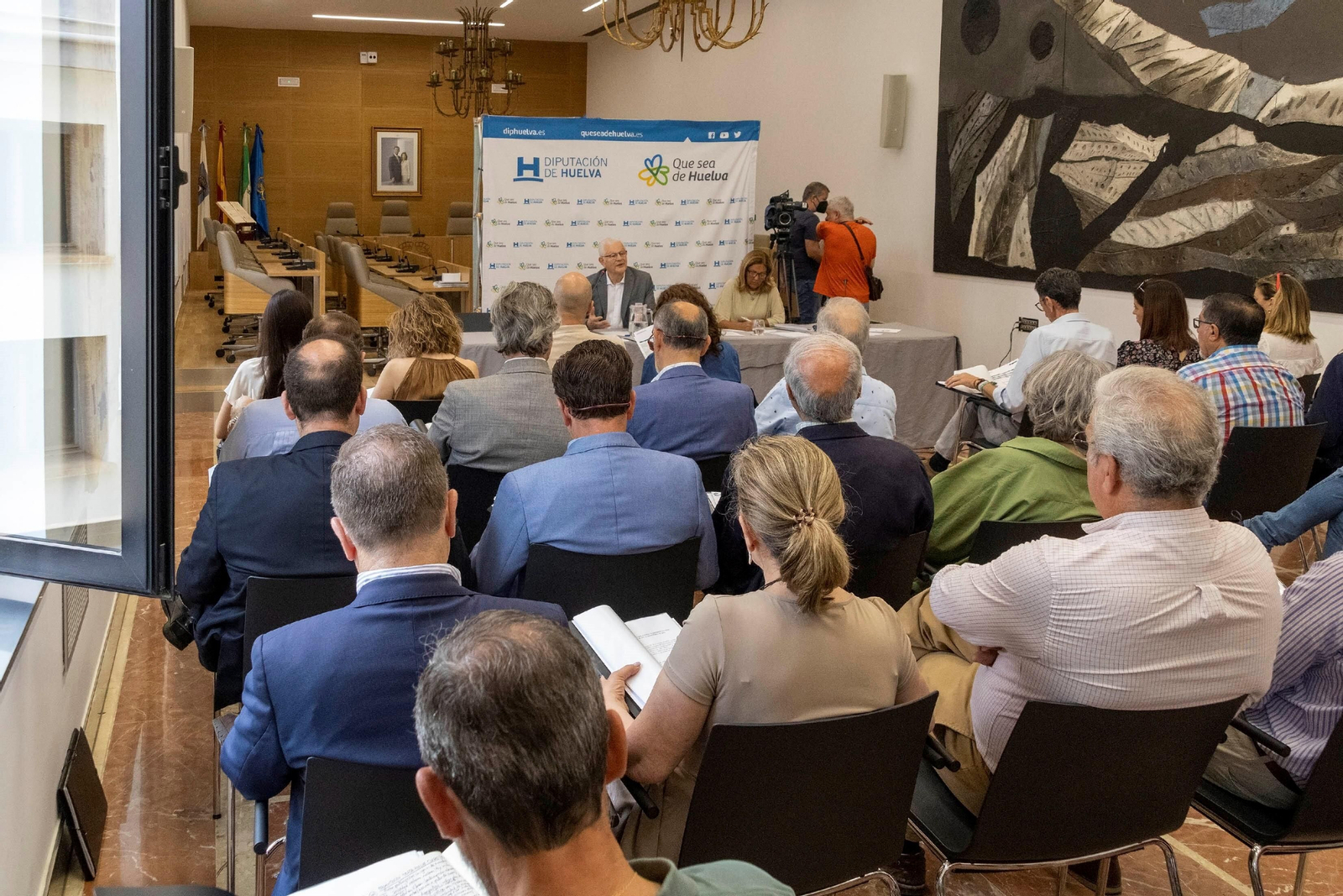 Un momento del Pleno del Consejo Económico y Social de la Provincia. Un momento del Pleno del Consejo Económico y Social de la Provincia.