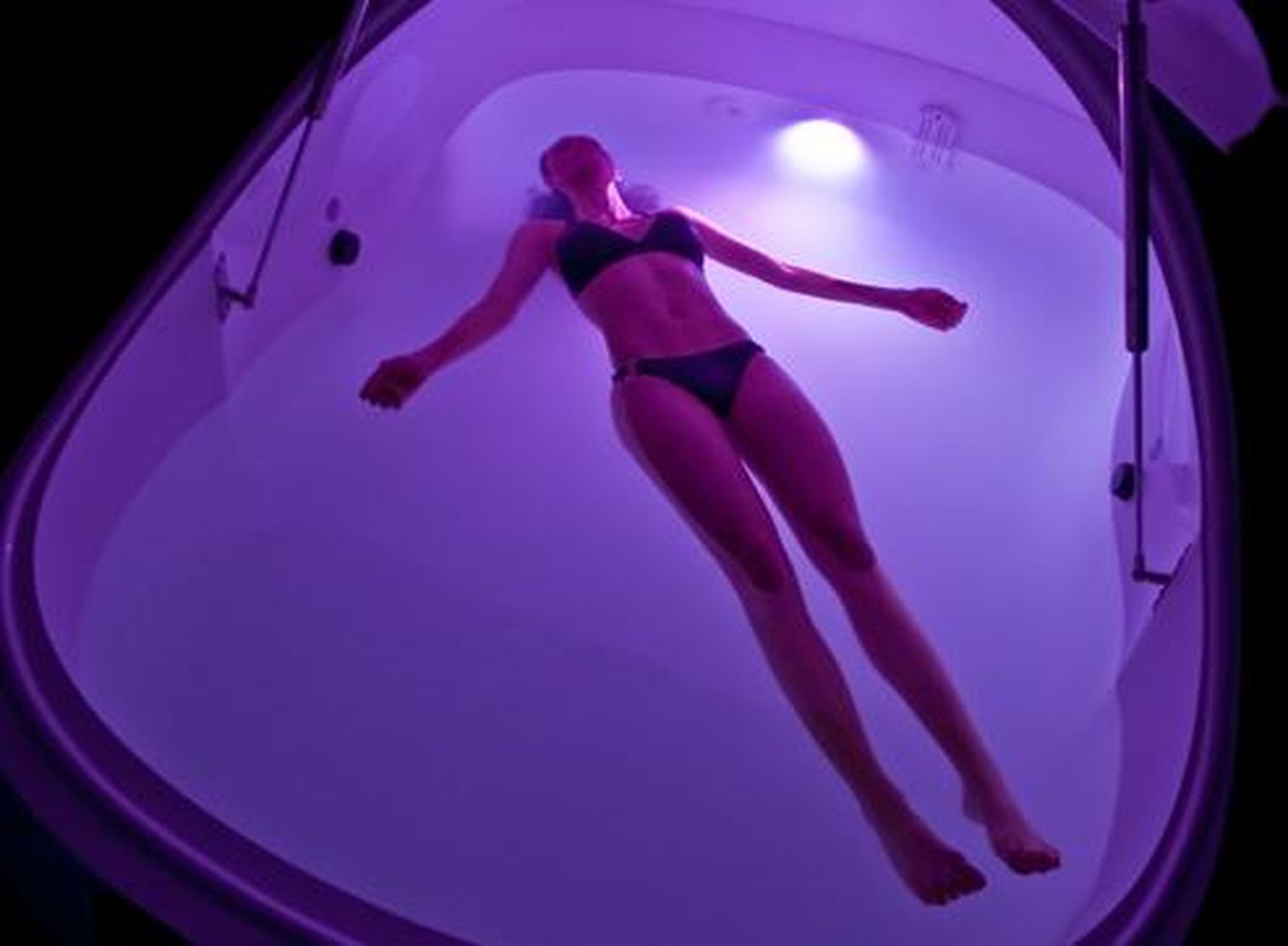 Terapia de flotación: La innovadora terapia con resultados efectivos en la anorexia nerviosa