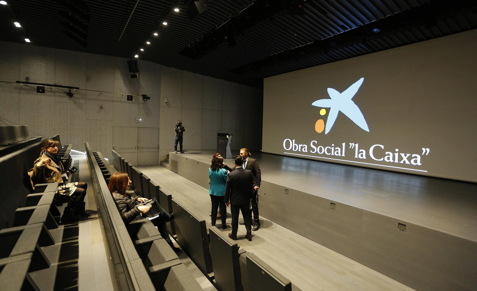 La inauguración del Caixafórum Sevilla