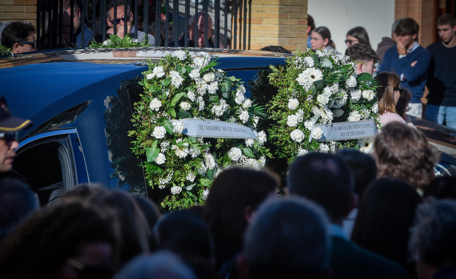 Funeral en Morón por las víctimas del accidente de la A-4