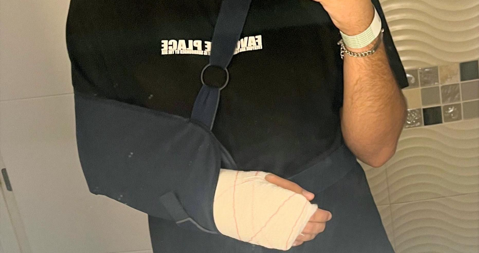 El ciclista, después de la colisicón.