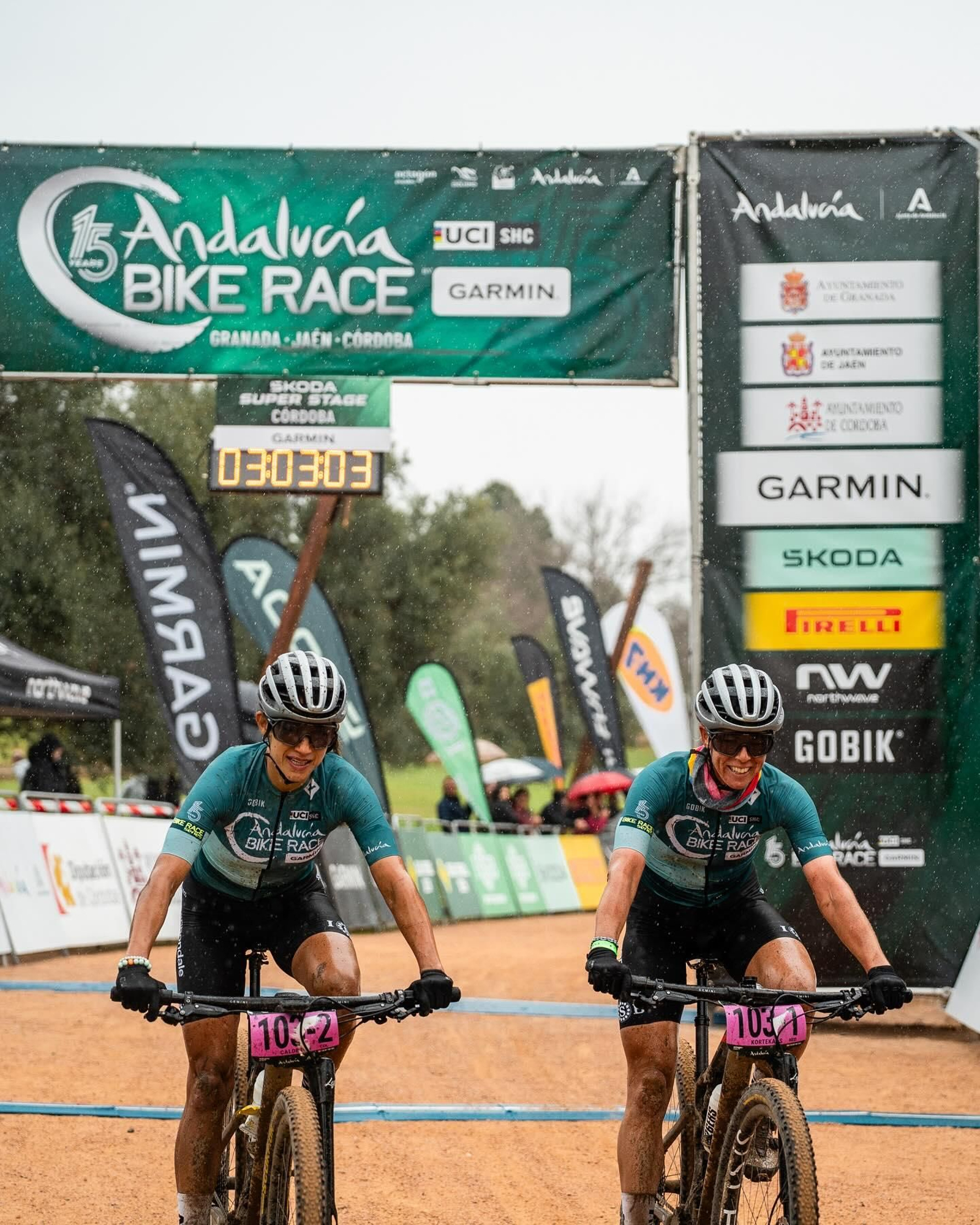 Las líderes de la categoría femenina volvieron a llevarse la victoria.