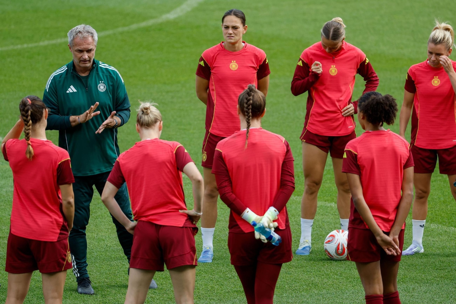 Entrenamiento de Alemania (3).jpg