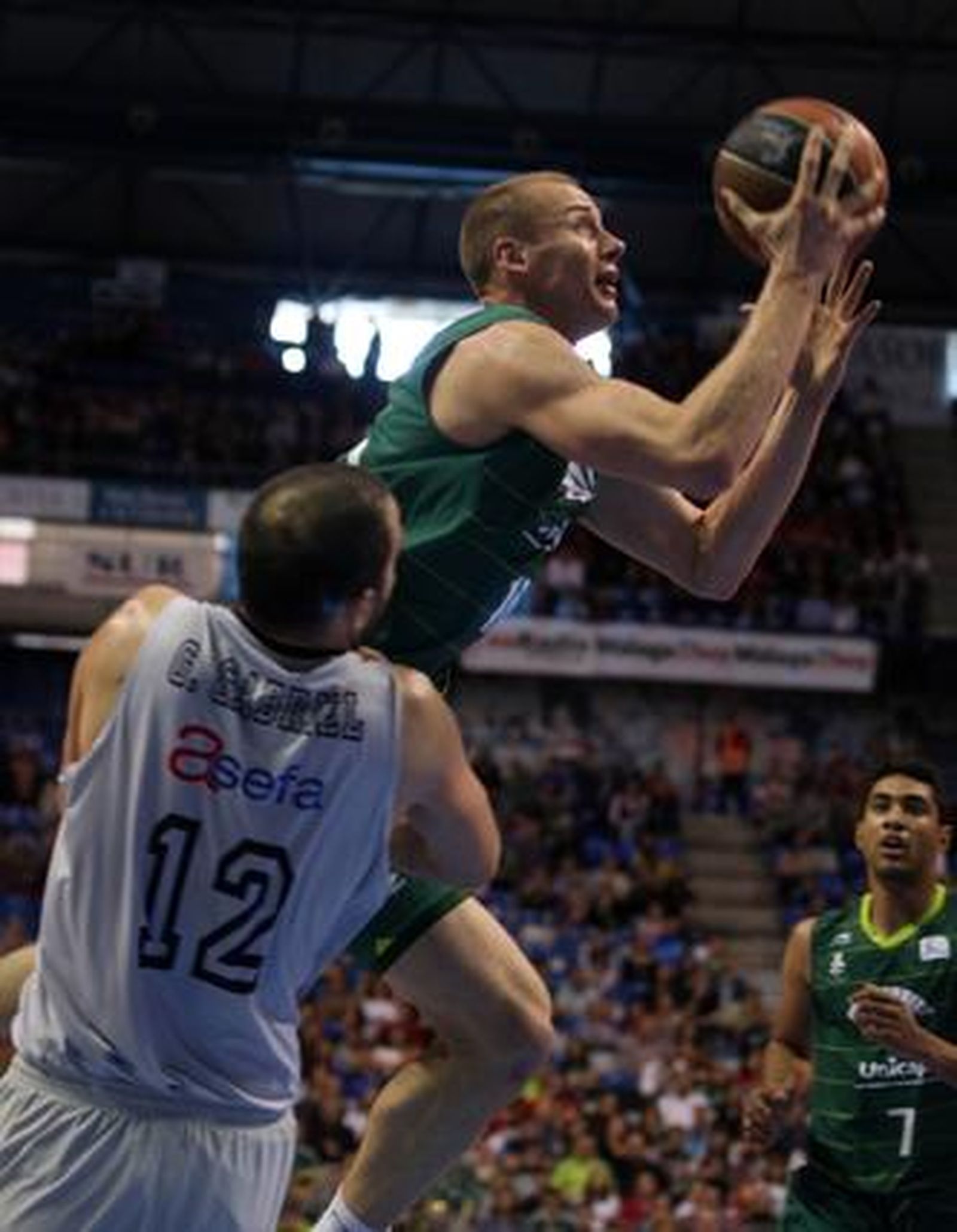 El Estudiantes precipita el desastre en el Martín Carpena (67-74)

Foto: ACB Photo