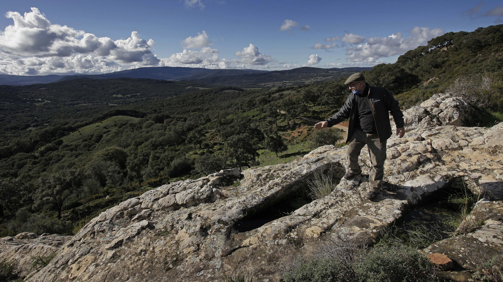 Sendero de la finca Murta en Los Barrios