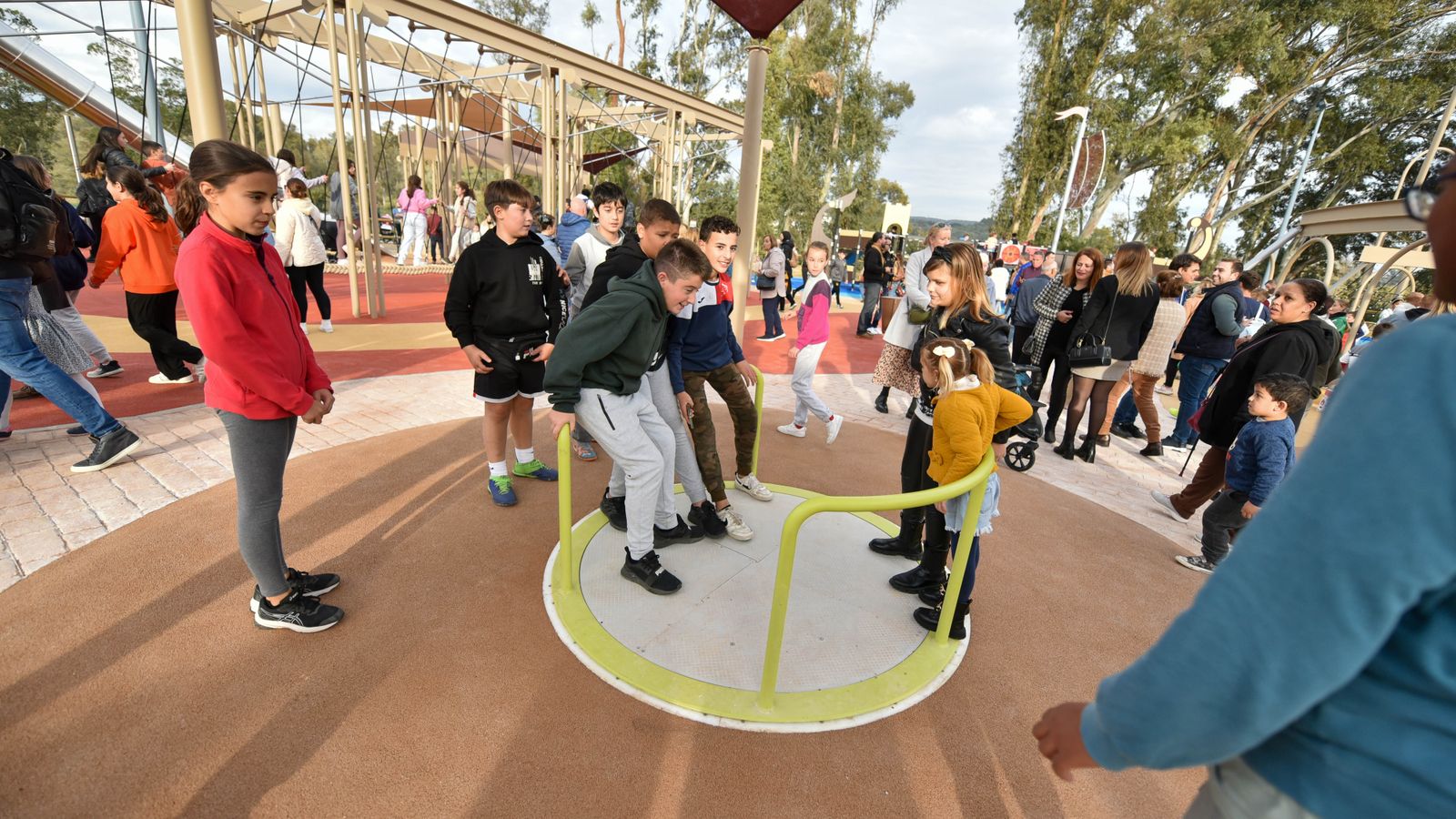 La inauguración del parque Barbésula en Guadiaro, en imágenes