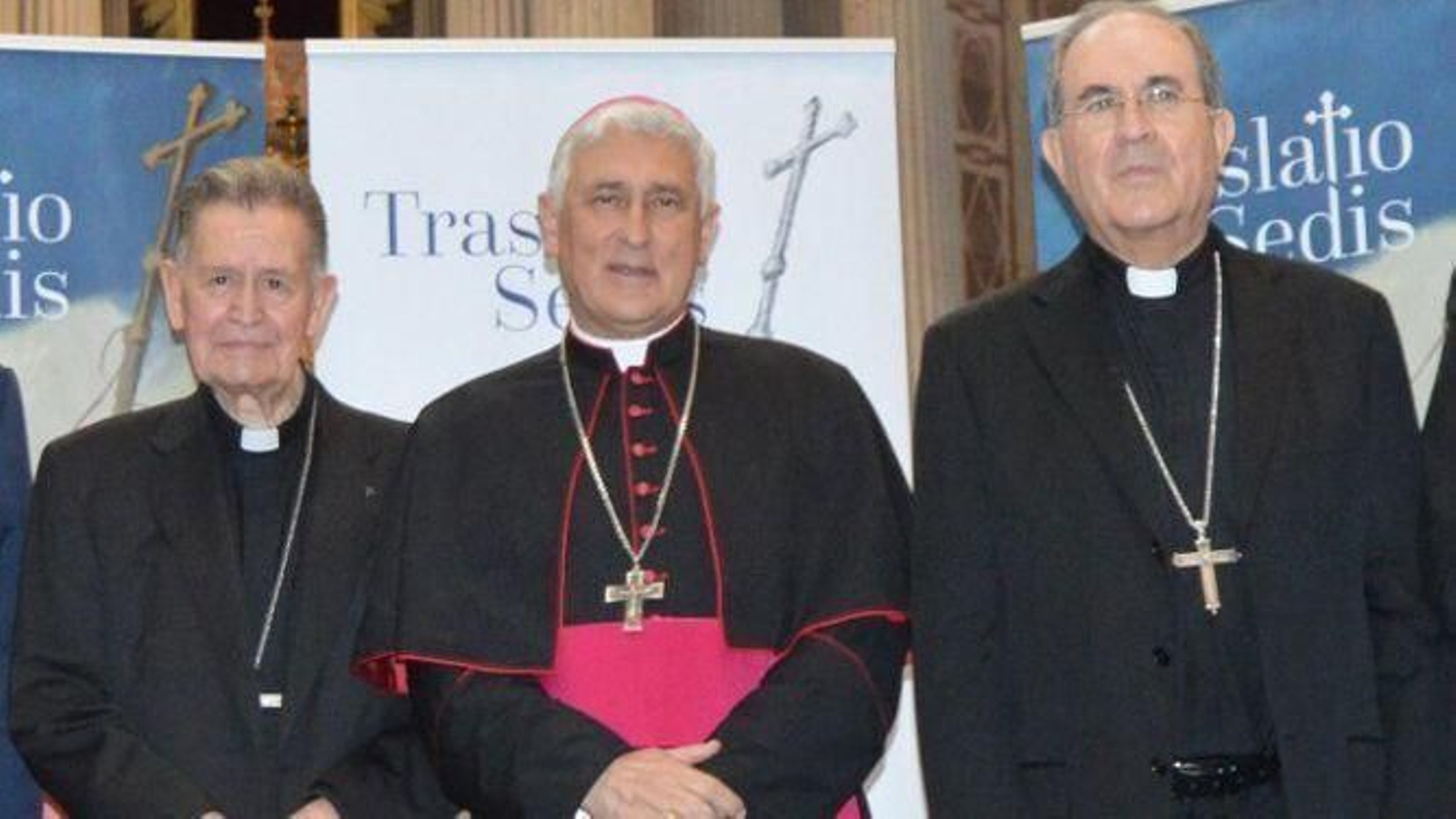 Las imágenes de Antonio Ceballos, obispo de Cádiz durante casi dos décadas