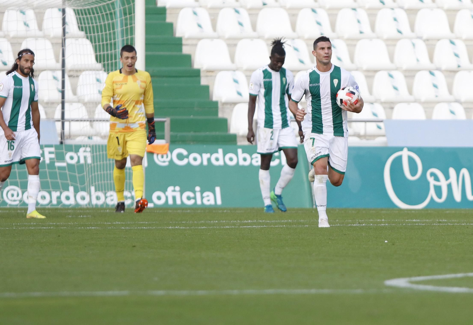 Las imágenes de la derrota del Córdoba CF ante el Sevilla Atlético