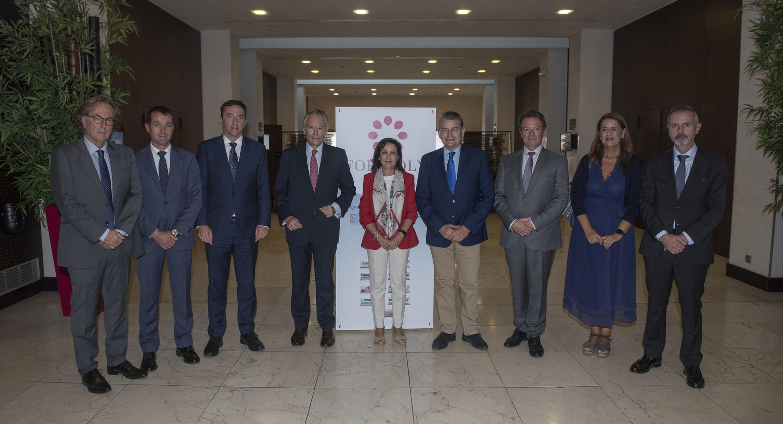 Las imágenes del Foro Joly con la Ministra de Defensa, Margarita Robles