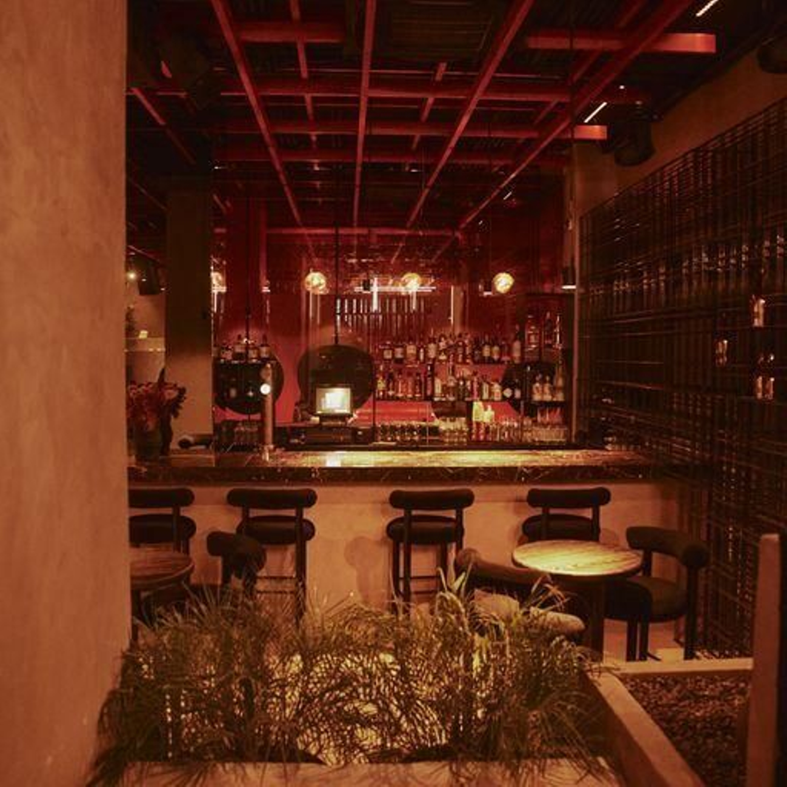 La barra del restaurante Nu Downtown.