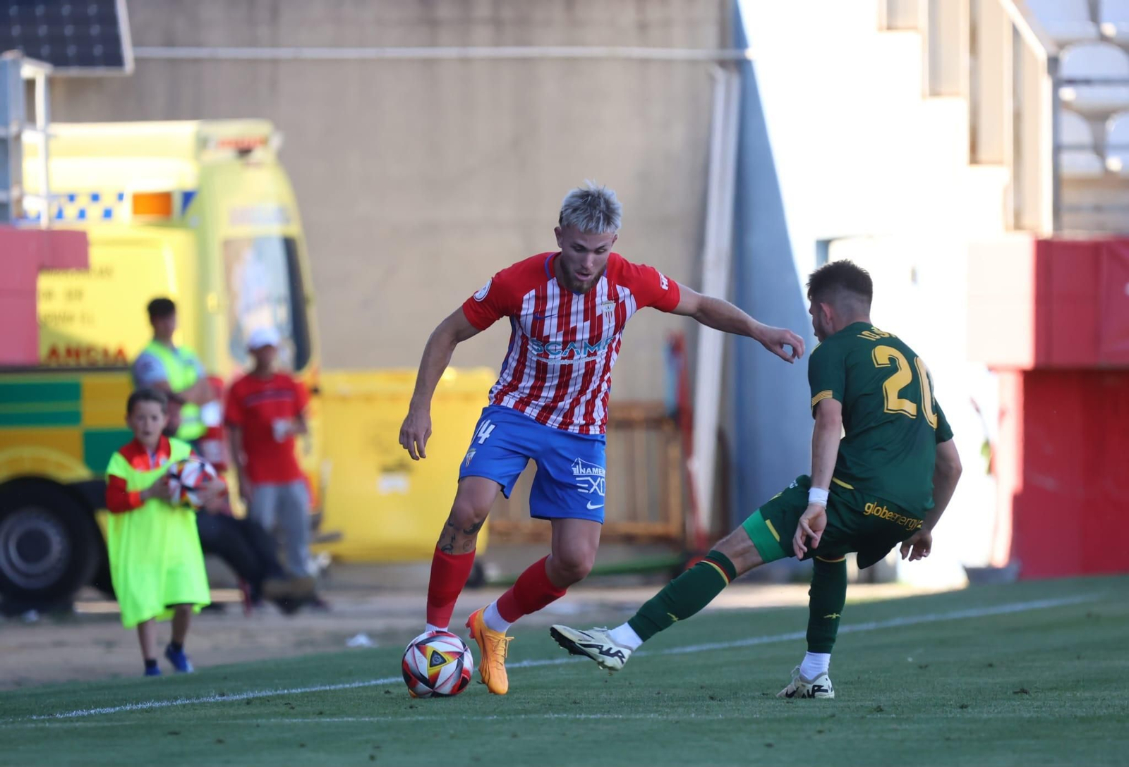 Sergio Santos, en un partido con el Algeciras CF.