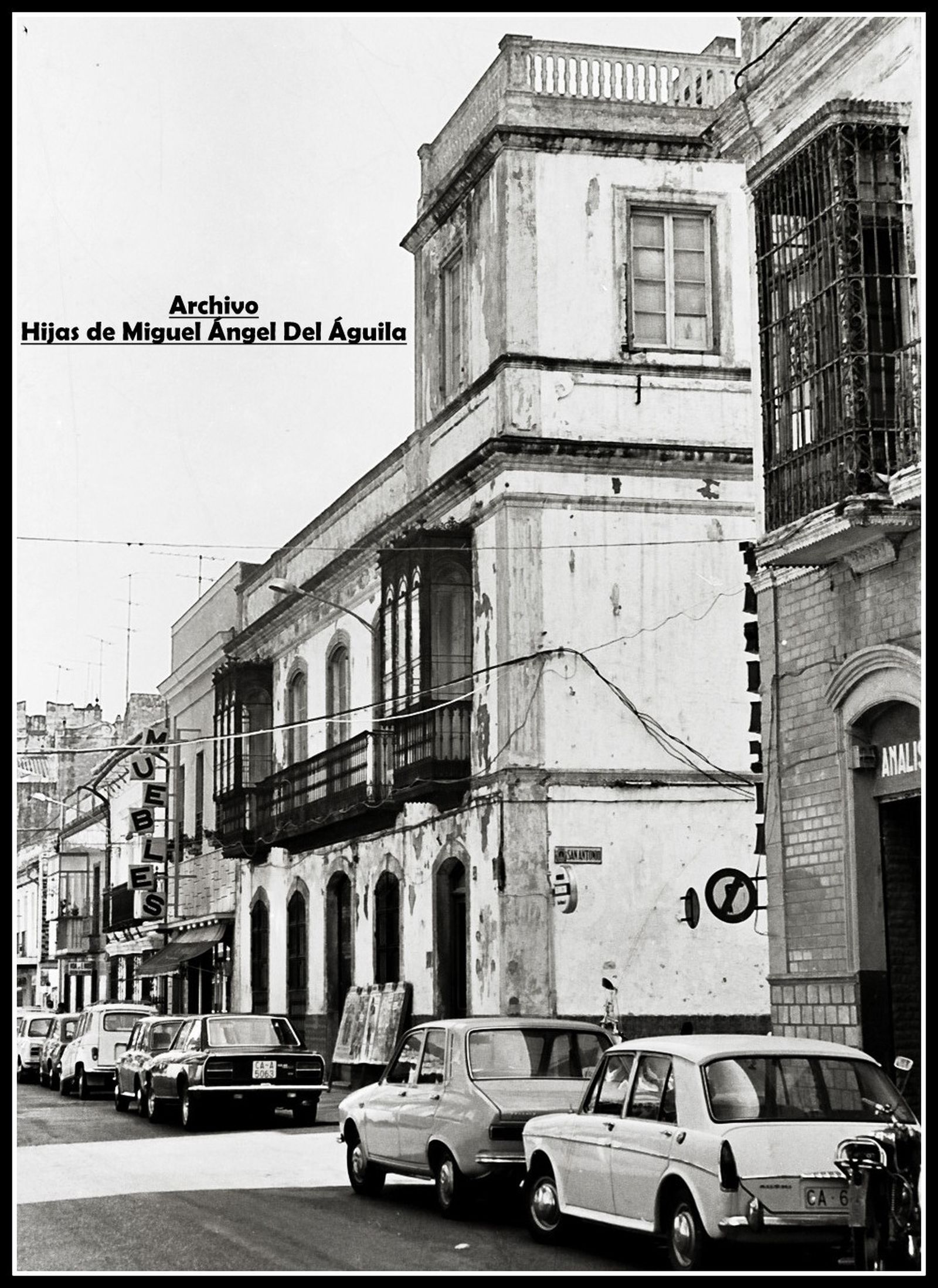 El cruce con San Antonio.