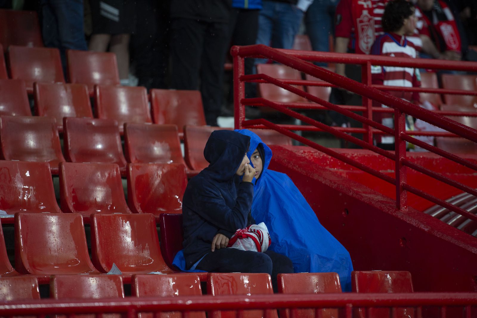 Encuéntrate en la grada en el Granada-Leganés