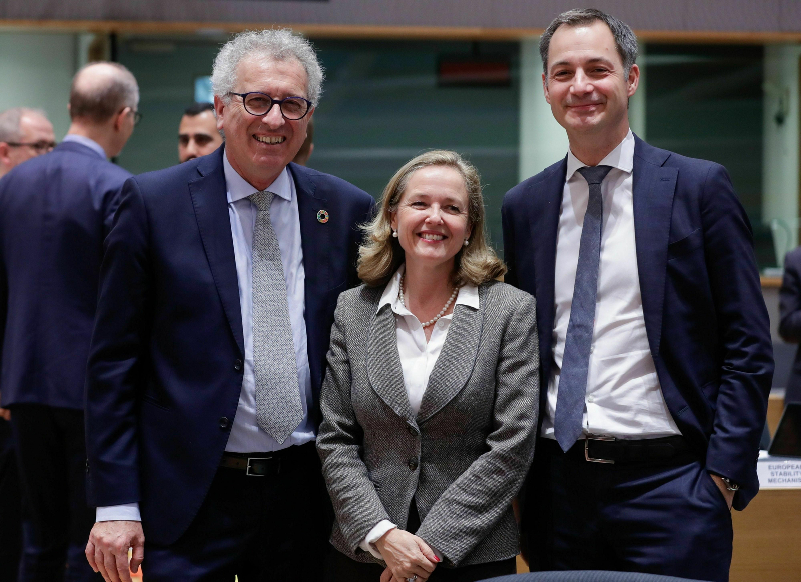 Nadia Calviño, con los ministros de Economía de Luxemburgo y Bélgica.