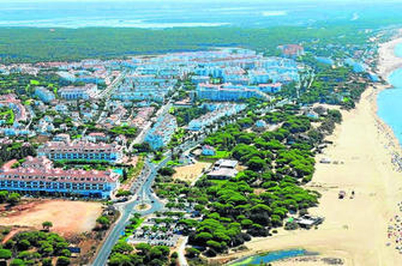 Vista aérea del enclave costero Nuevo Portil.