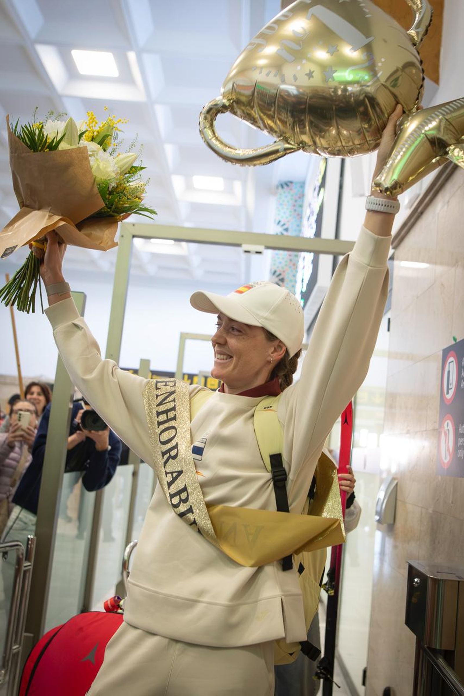Así fue en imágenes el recibimiento a Ana Alonso en Granada