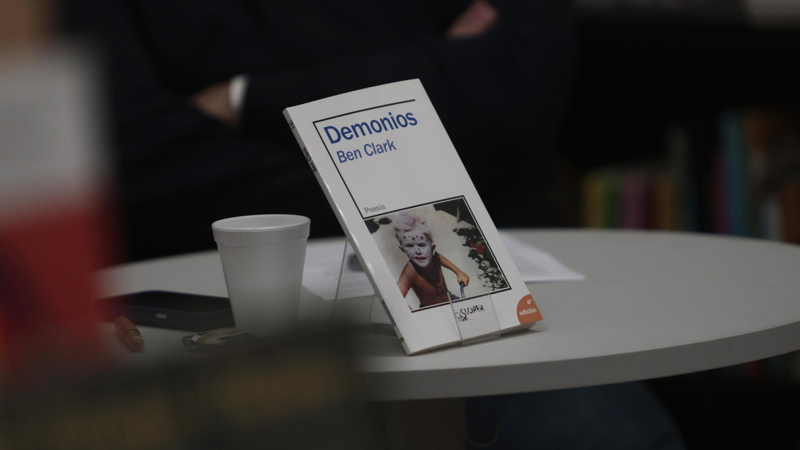 Presentación del poemario "Demonios" de Ben Clark