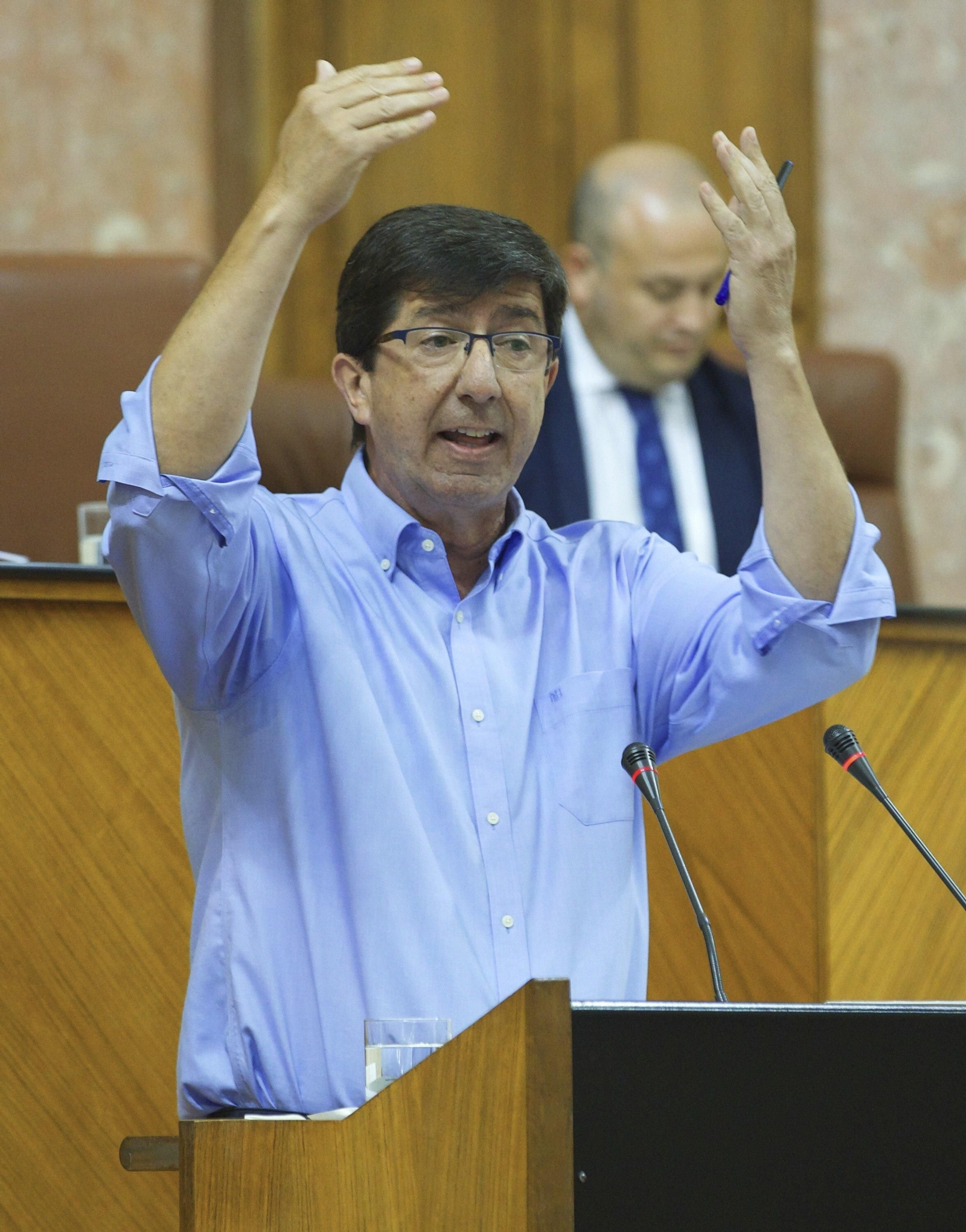 El líder regional de Ciudadanos, Juan Marín, durante su intervención en el Parlamento.