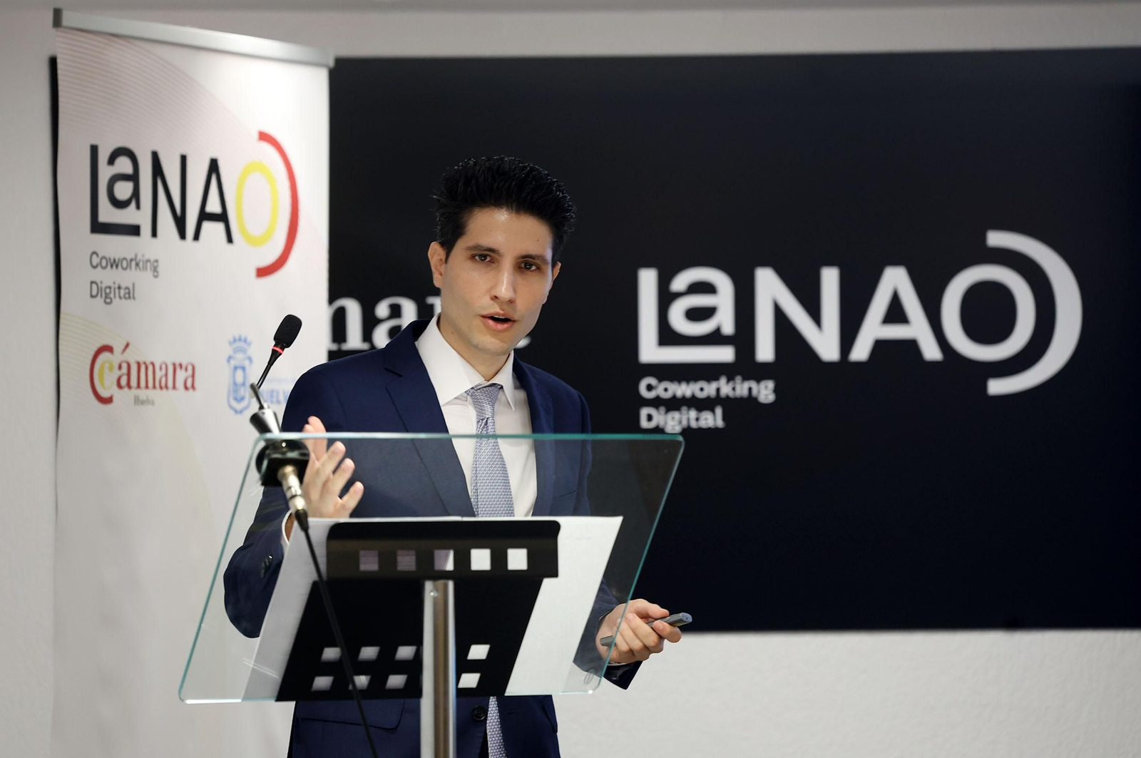 Fotógrafo ALBERTO DOMÍNGUEZ. La Nao, Aeropuerto. Huelva (66).JPG