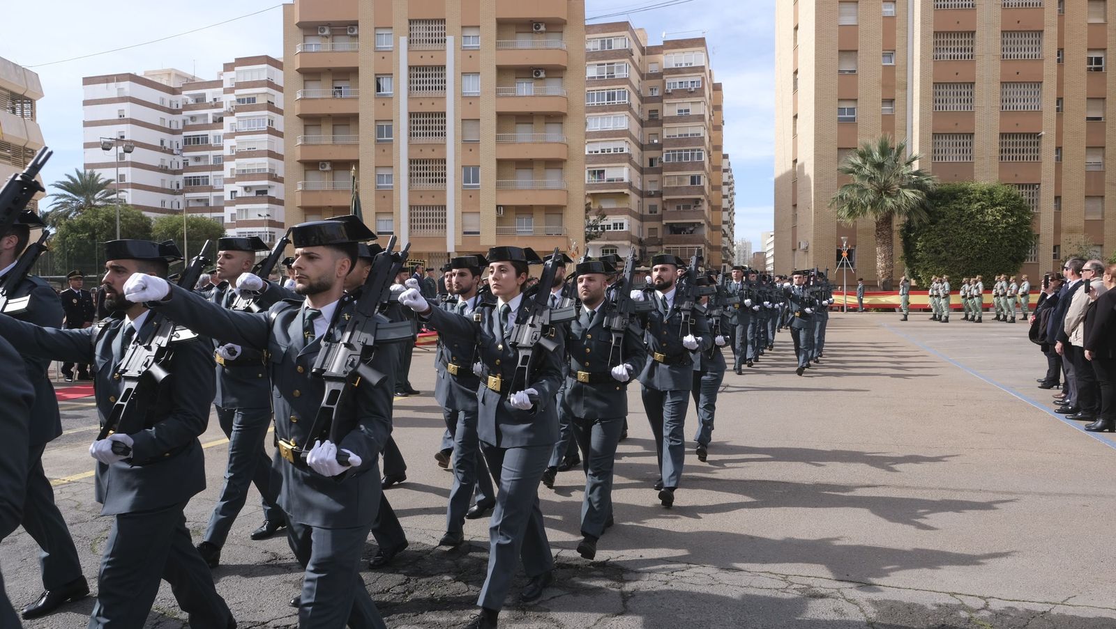 Las imágenes de la toma de posesión del nuevo coronel jefe de la Guardia Civil de Almería