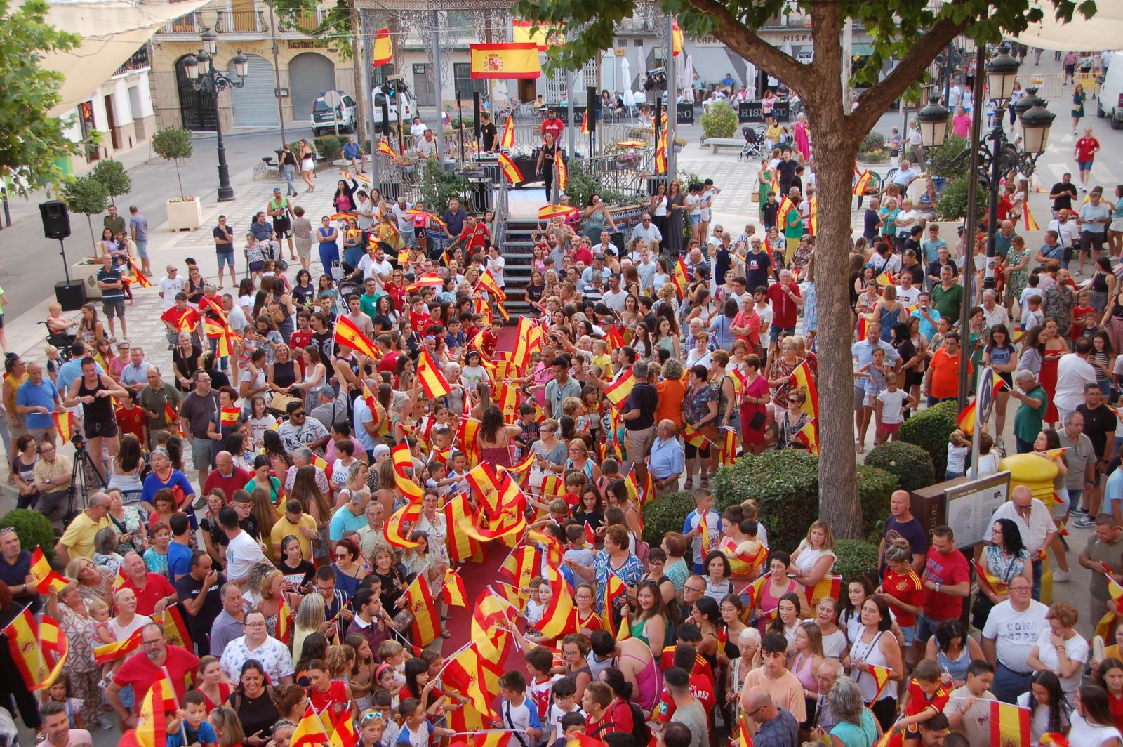 La campeona del mundo Esther González, homenajeada en Huéscar, su pueblo