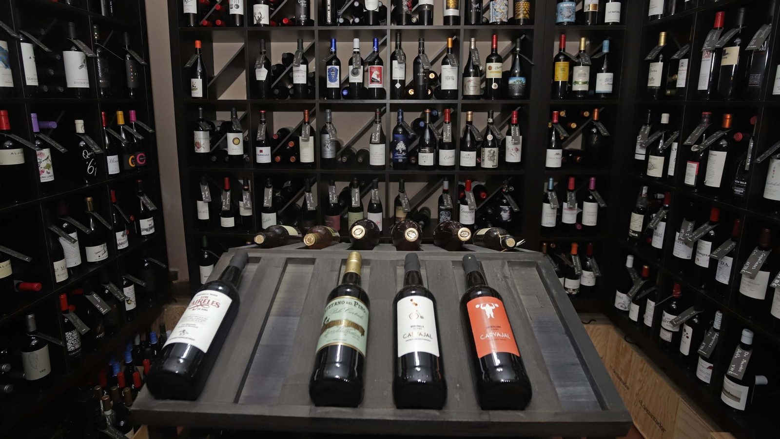 Rincón de vinos de El Decantador.