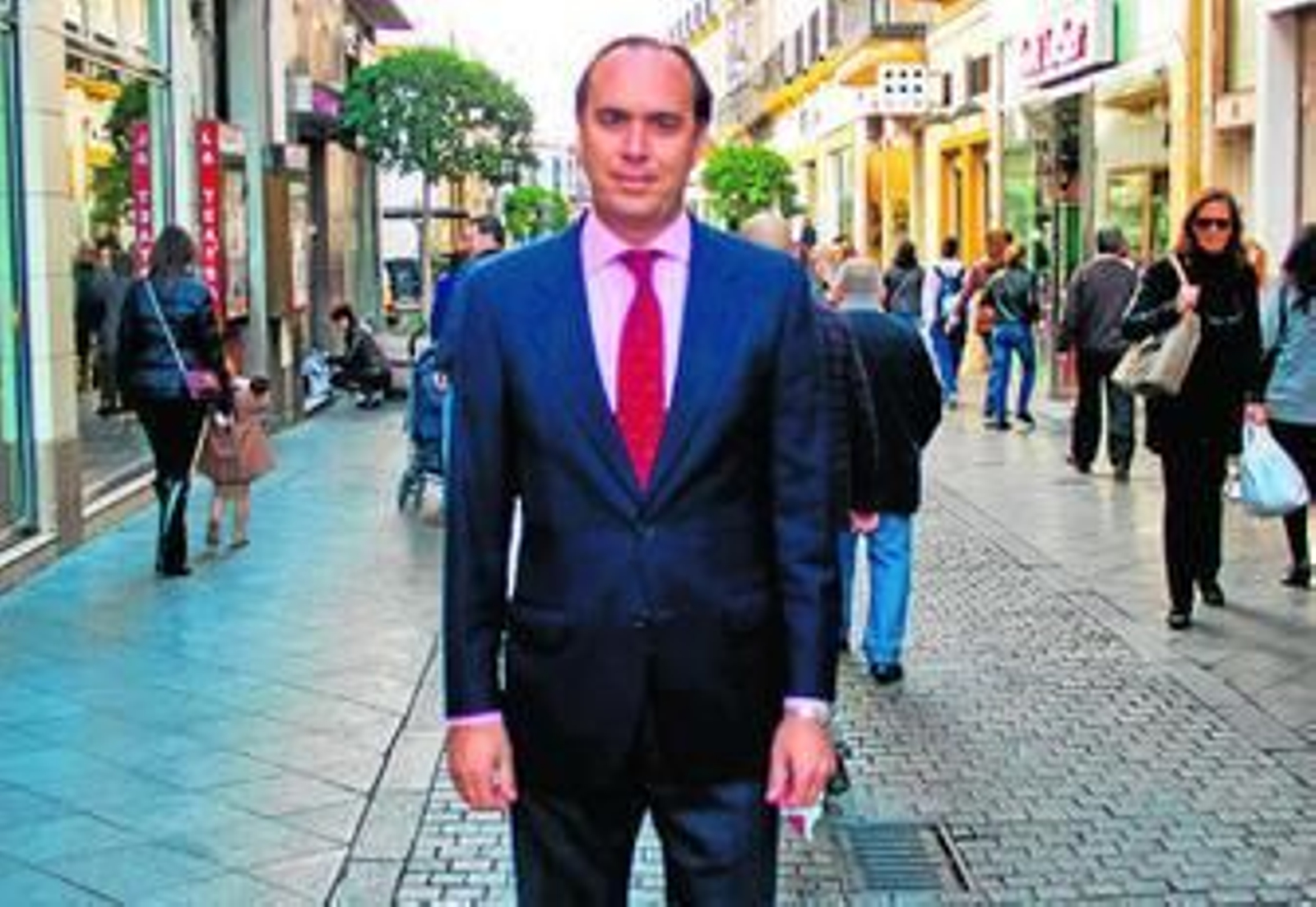 El abogado Fernando Acedo posa en la calle Velázquez.
