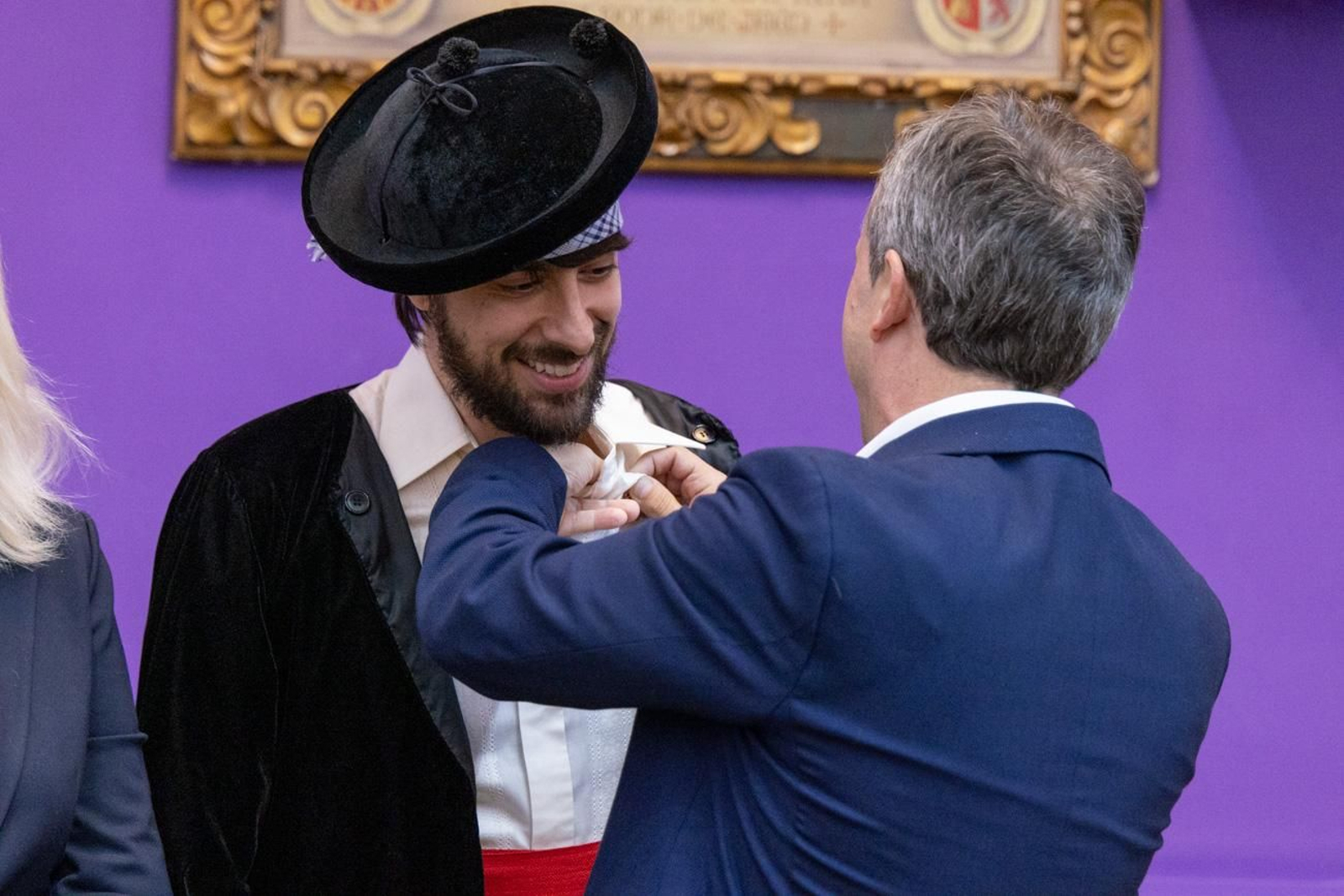 Pregón de David Uclés y cabalgata por la Feria de San Lucas