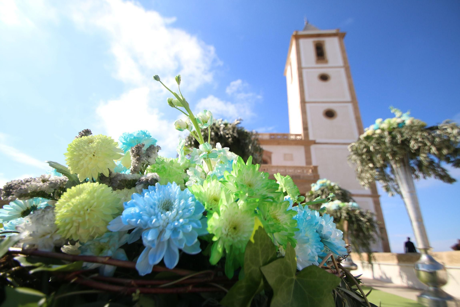 La iglesia de Las Salinas y la era de La Fábrica de Los Genoveses serán los lugares en los que se llevará a cabo la boda en sus dos vertientes, religiosa y por lo civil.