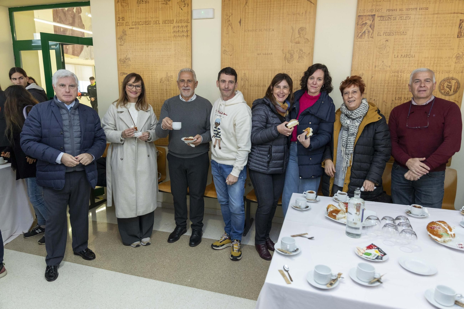eL Tradicional desayuno con roscón de Reyes en el Campus de Rabanales, en imágenes