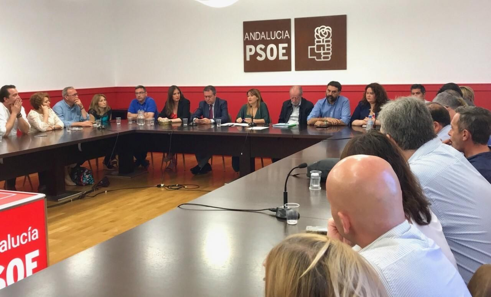La Ejecutiva provincial del PSOE de Sevilla, reunida este lunes, tras la constitución de los ayuntamientos.
