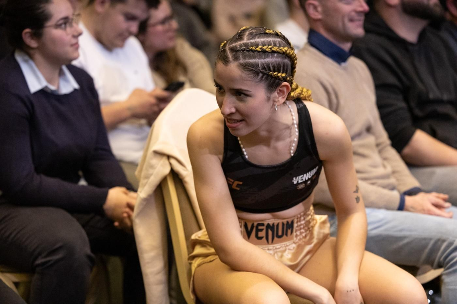 El boxeo solidario de la VI velada White Collar Boxing cautiva al público de Jaén