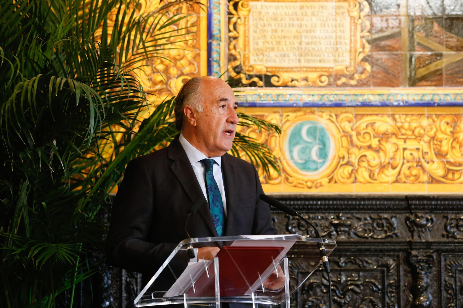 Fotos de la mesa redonda sobre economía azul y sostenibilidad, de las Cátedras Telefónica y la UCA