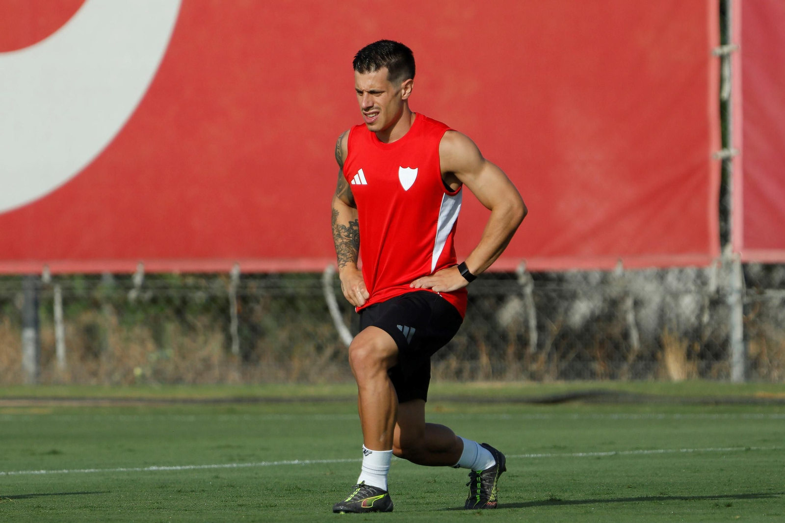 Las fotos del primer entrenamiento del Sevilla FC de la temporada 2025/2026