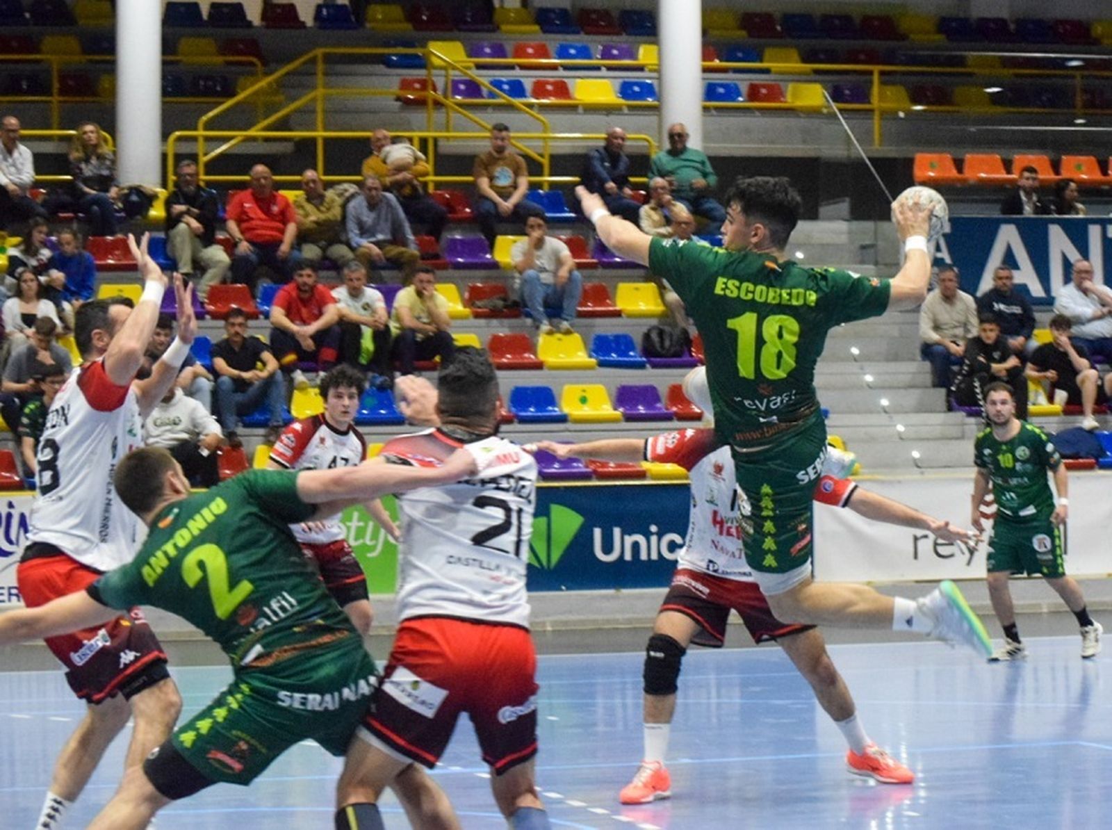 El Dólmenes Antequera cae con orgullo en la segunda ronda de Copa ante Nava (39-43)