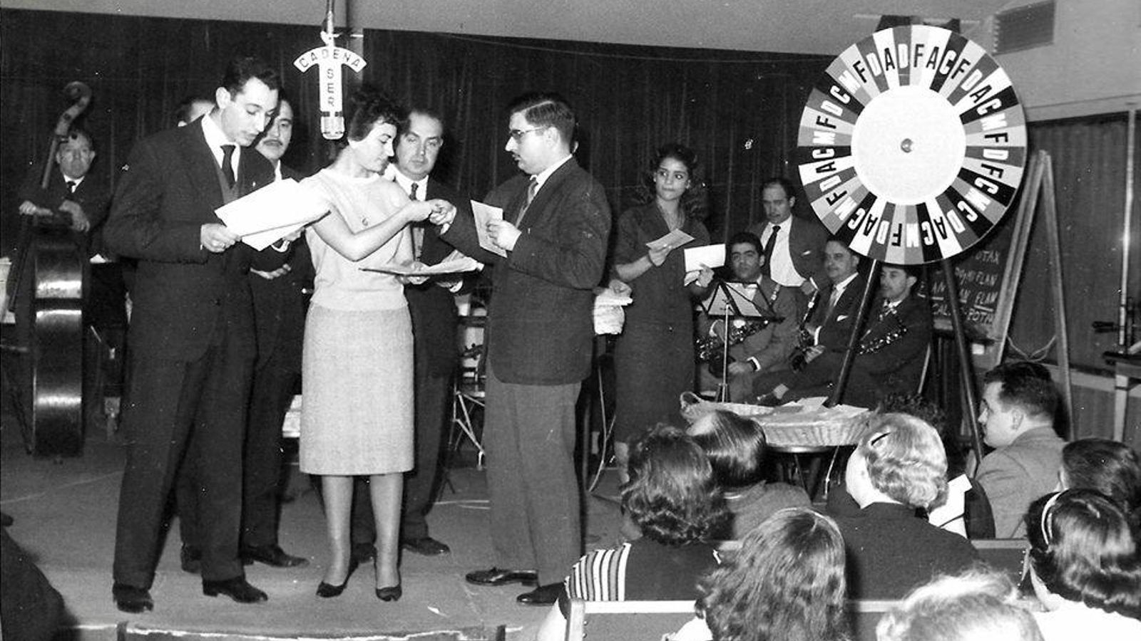 En 1958, en sus comienzos en Radio Madrid.
