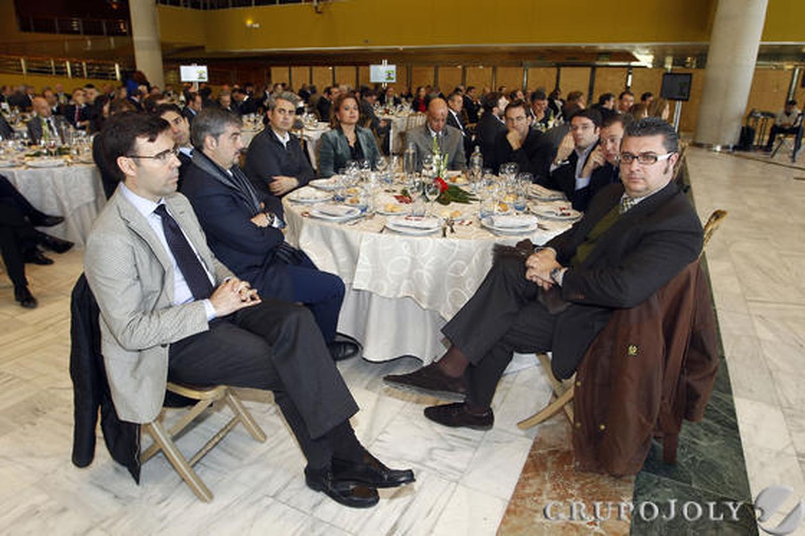 Juan José Ocaña, Francisco Quesada, Antonio Martín, Marcelo Vázquez, Lourdes Marín, David Iglesias, José María García, Grebi Canimas, José Luis Romero y David Pastor.

Foto: Maria de la Cruz/ Pepe Villoslada